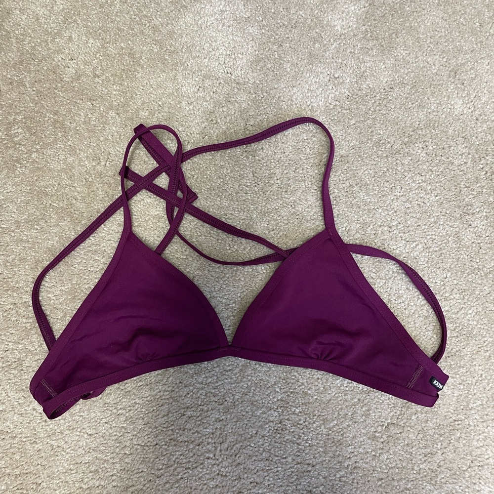 Jolyn Triangle Top Dark Purple